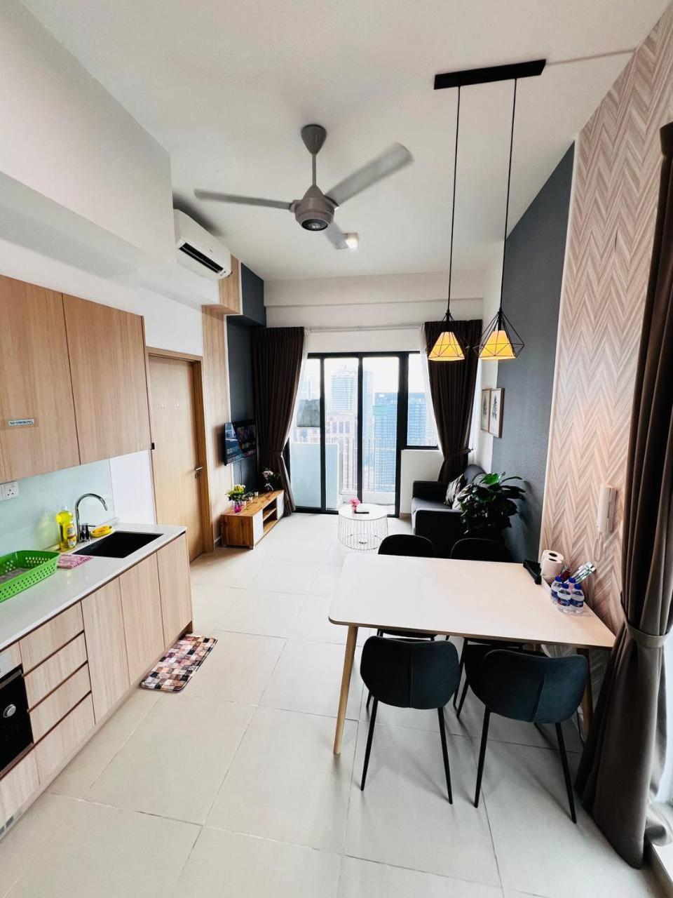 Pangsapuri Bedroom With Living Room, The Colony Kuala Lumpur